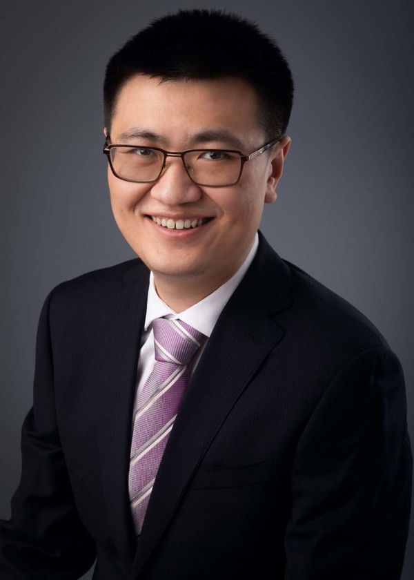 Dr. Yunlong Tang 